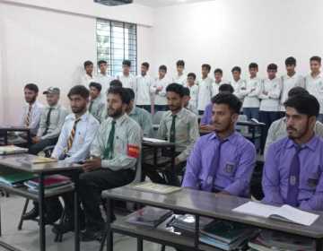 Meeting-with-senior-students-1