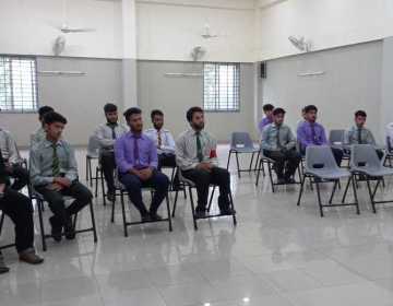 Meeting-with-senior-students-10