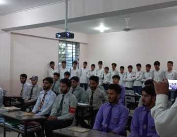 Meeting-with-senior-students-20