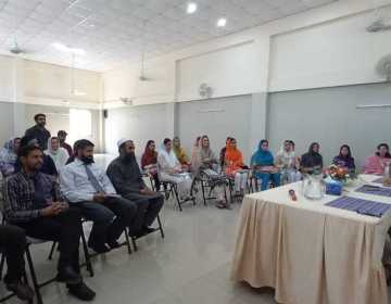 Meeting-with-senior-students-28