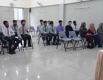 Meeting-with-senior-students-3