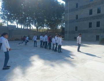 Students-during-sports-week-preparations-9