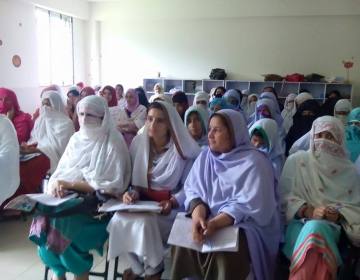 Women-empowerment-through-education-for-the-working-class-3